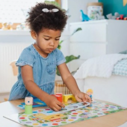 LITTLE BUILDER - MIS PRIMEROS JUEGOS DE MESA - TREFL