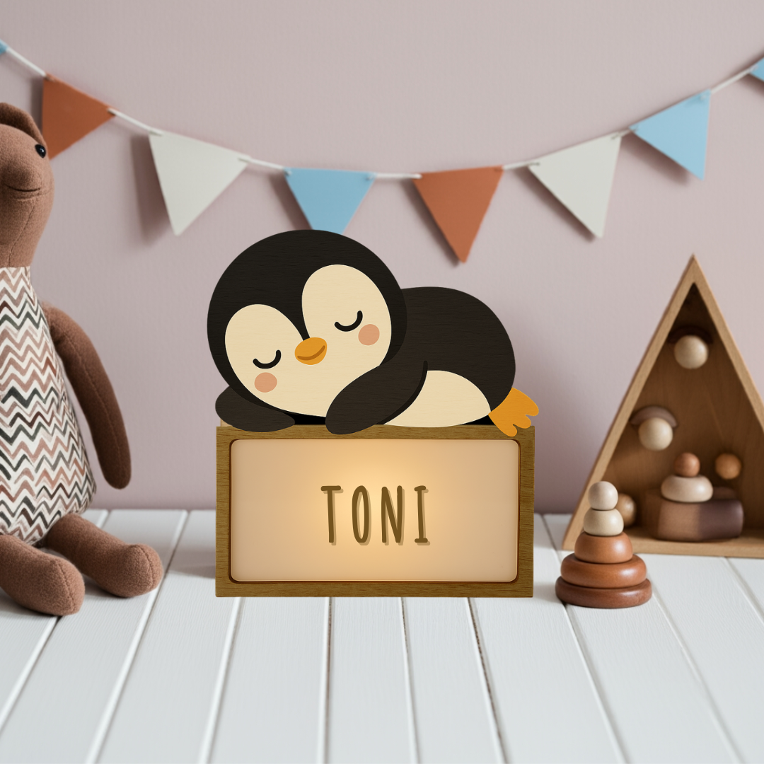 LÁMPARA PEQUEÑA PINGÜINO - CON KIT D ELETRAS PERSONALIZABLE -