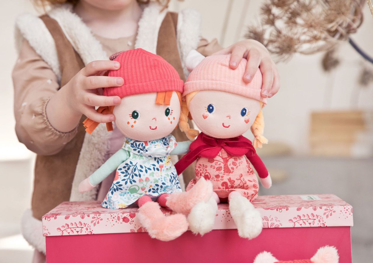 STELLA- MUÑECA CON CAJA DE REGALO- LILLIPUTIENS