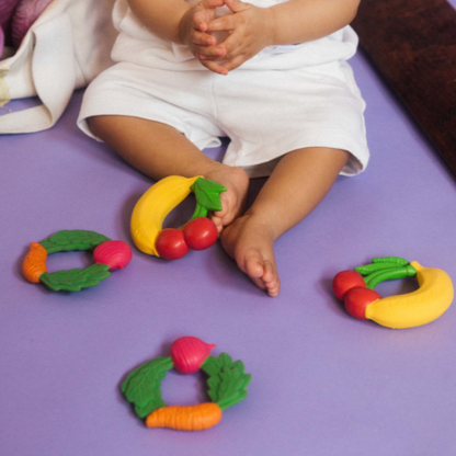 VEGGIE TEETHING RING - ANILLO DE DENTICIÓN+JUGUETE PARA BAÑO