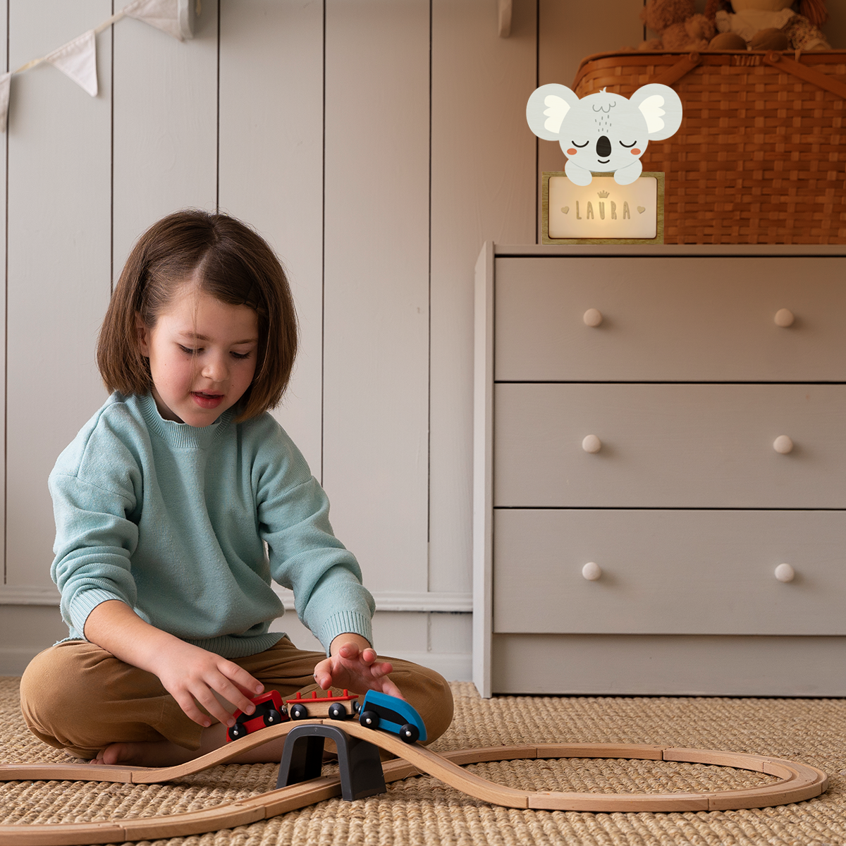 LÁMPARA PEQUEÑA KOALA - CON KIT DE LETRAS