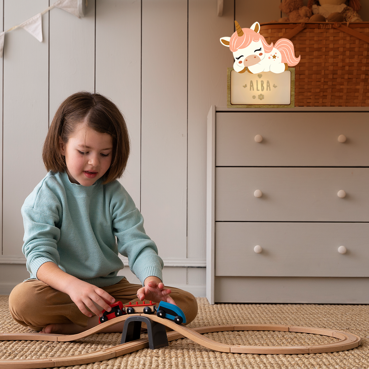 LÁMPARA PEQUEÑA UNICORNIO - CON KIT DE LETRAS PERSONALIZABLE-