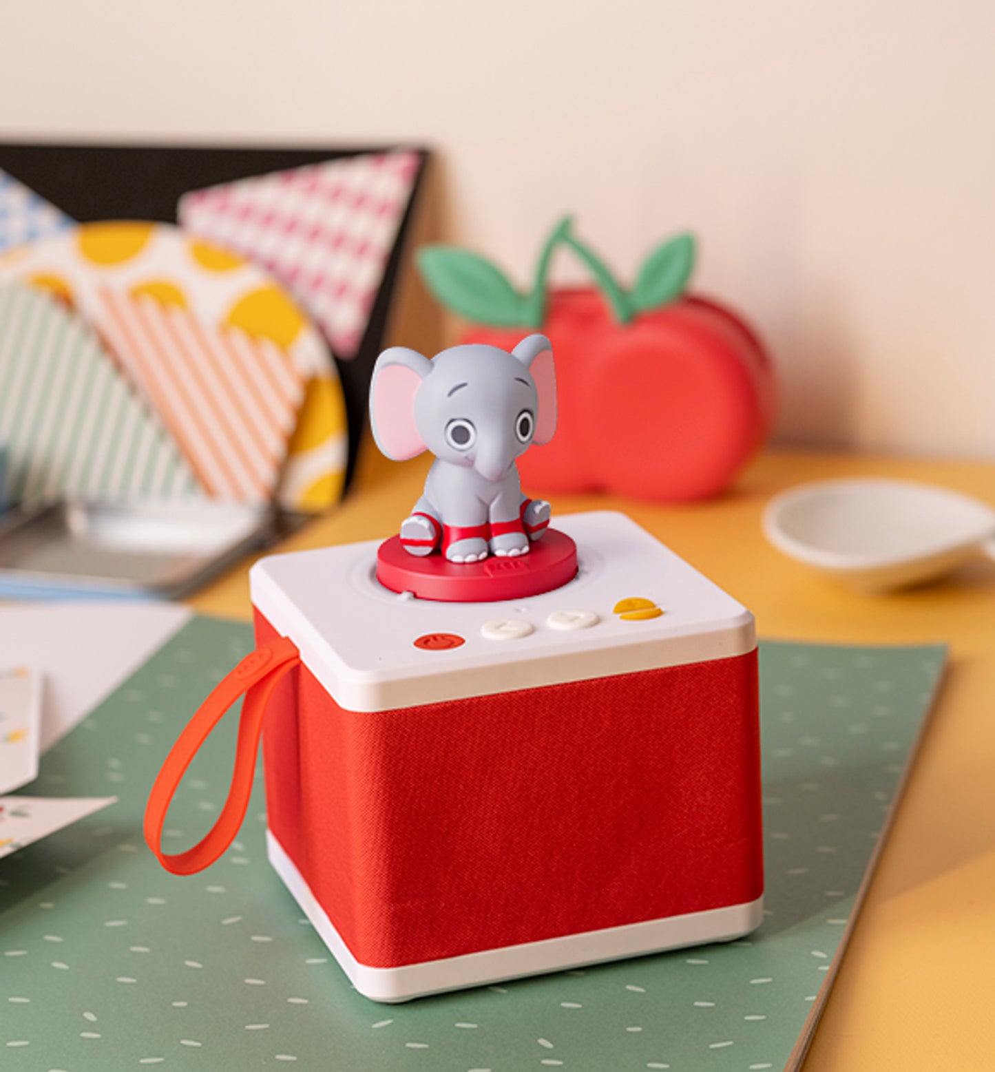 LAS CANCIONES DE ELE EL ELEFANTE - PERSONAJE SONORO FABA